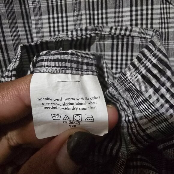 MICHAEL Michael Kors Men's Black Plaid Button Down Shirt - Regular Fit - Large - Picture 5 of 8